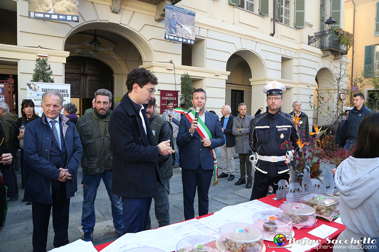 VBS_4419 - Fiera Nazionale del Tartufo Bianco 2024.jpg